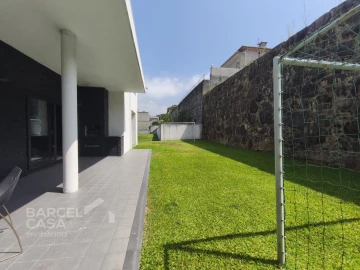 Moradia T4 para Venda em Gamil e Midões