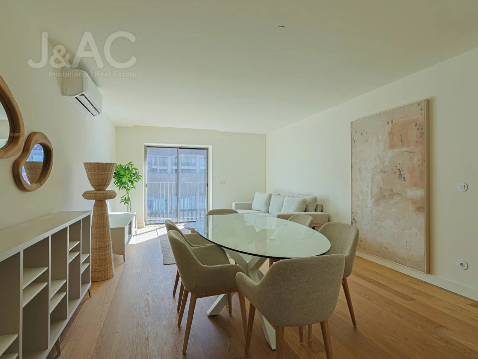 Apartamento T2 para Venda em Santo António Foto 2
