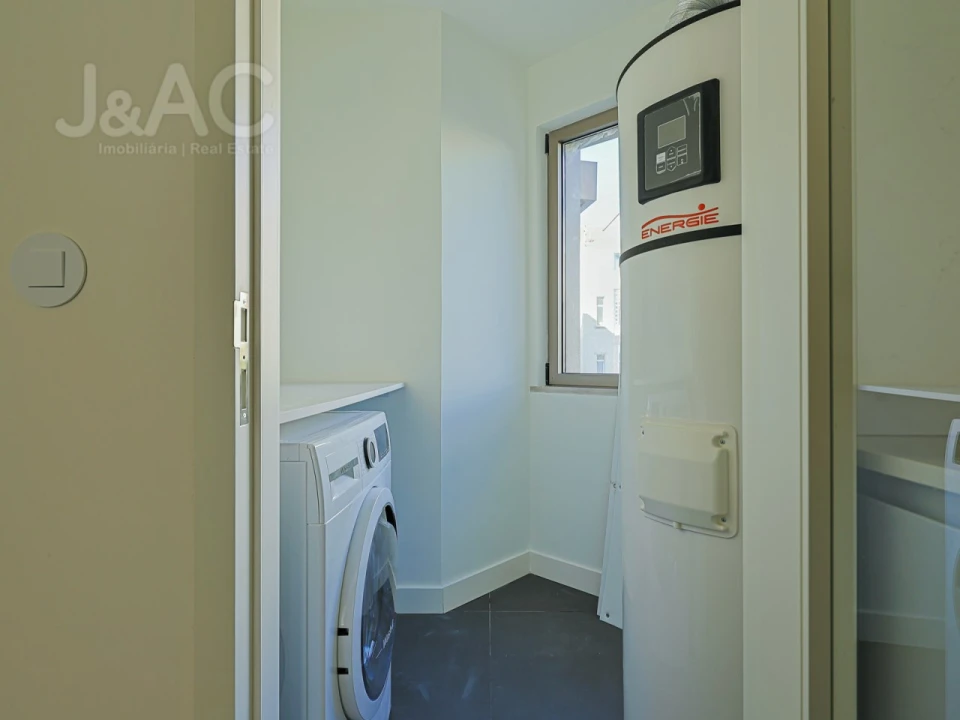 Apartamento T2 para Venda em Santo António Foto 10