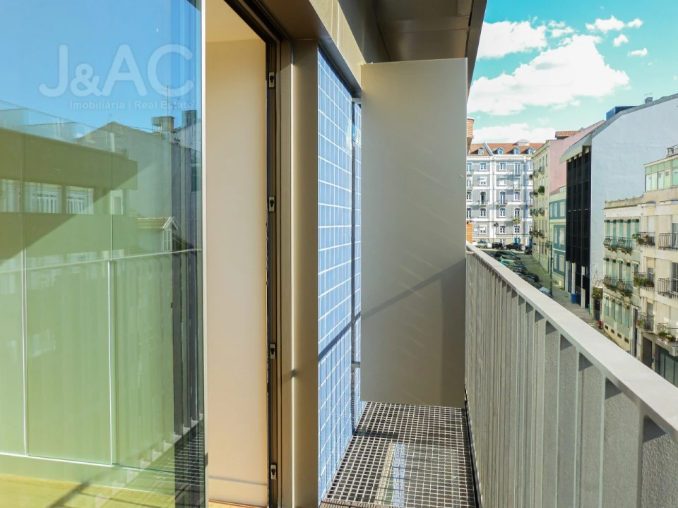 Apartamento T2 para Venda em Santo António Foto 16