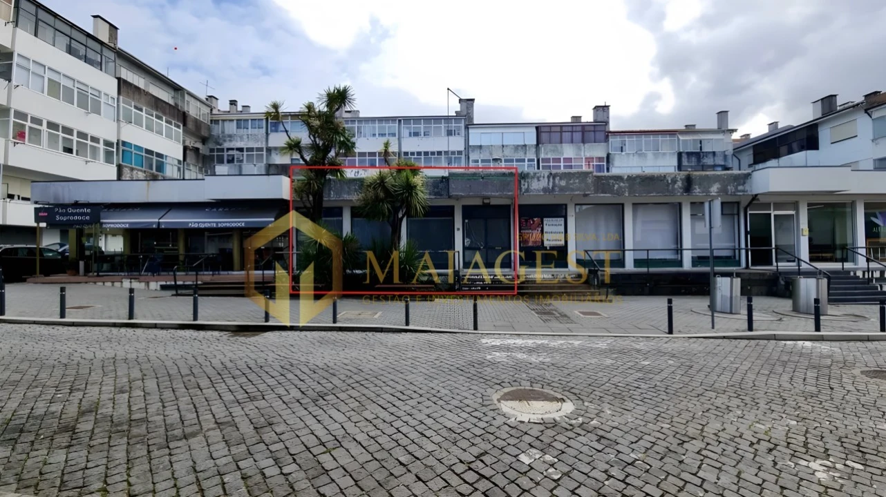 Loja para Venda em Mafamude e Vilar do Paraíso Foto 1