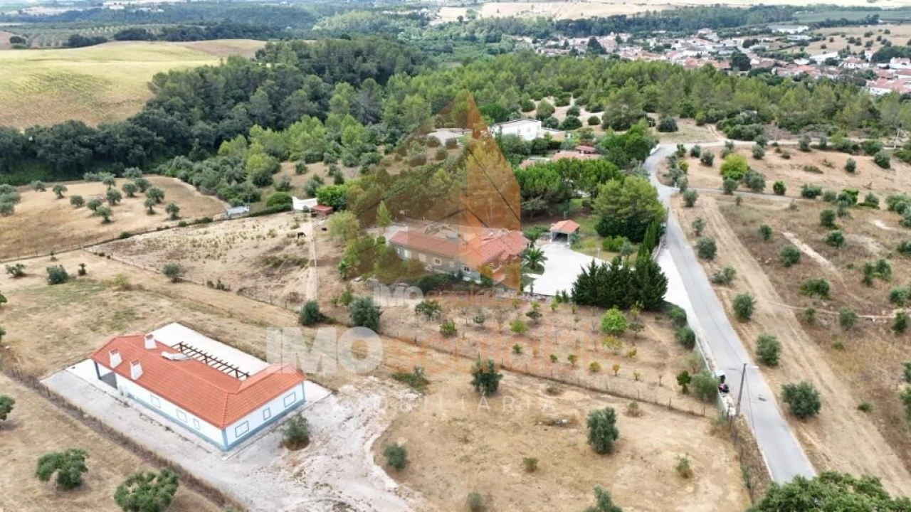 Moradia T3 para Venda em Achete, Azoia de Baixo e Póvoa de Santarém Foto 46