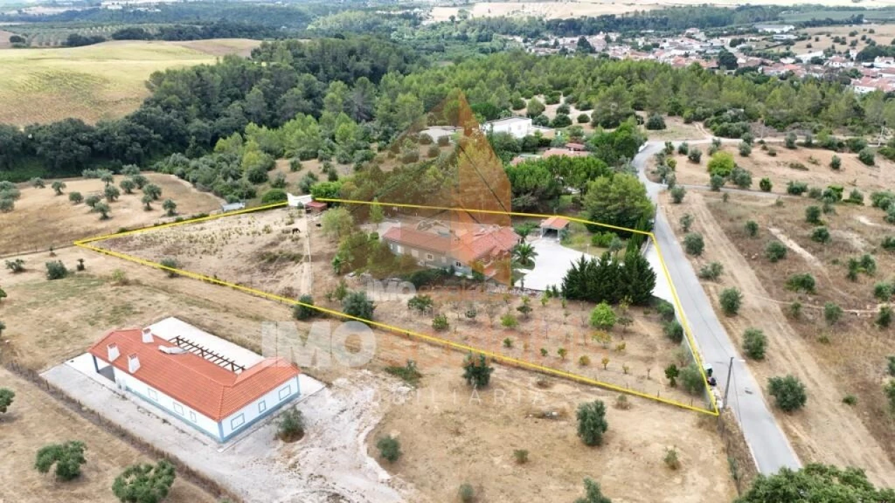 Moradia T3 para Venda em Achete, Azoia de Baixo e Póvoa de Santarém Foto 53