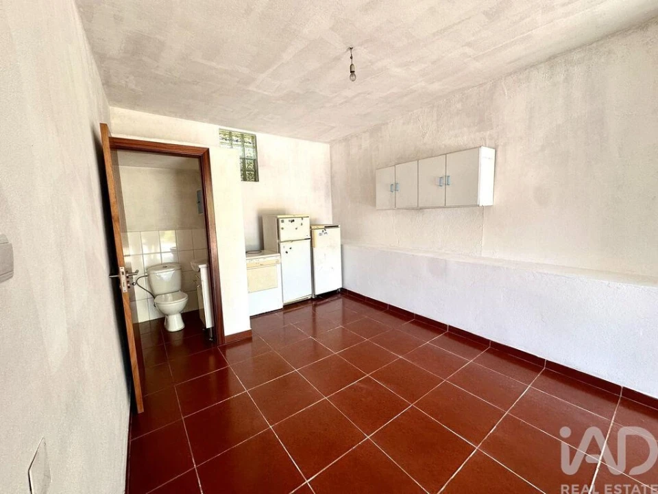 Moradia T5 para Venda em Povolide Foto 10