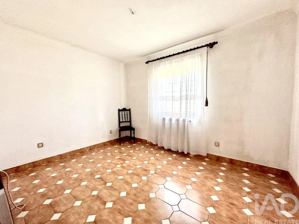 Moradia T5 para Venda em Povolide Foto 24