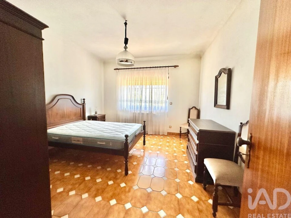 Moradia T5 para Venda em Povolide Foto 25