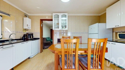 Quinta T4 para Venda em Riba de Ancora