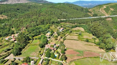 Quinta T4 para Venda em Riba de Ancora