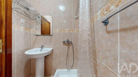 Quinta T4 para Venda em Riba de Ancora