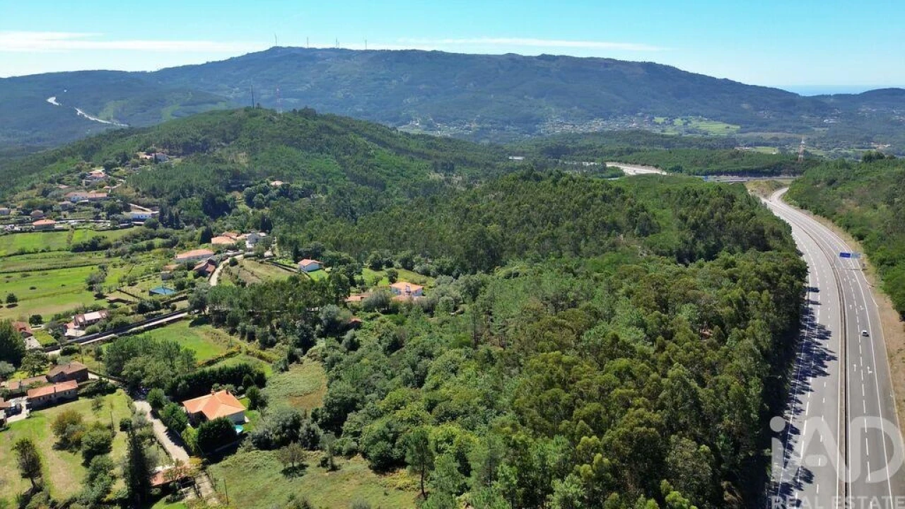 Quinta T4 para Venda em Riba de Ancora Foto 35