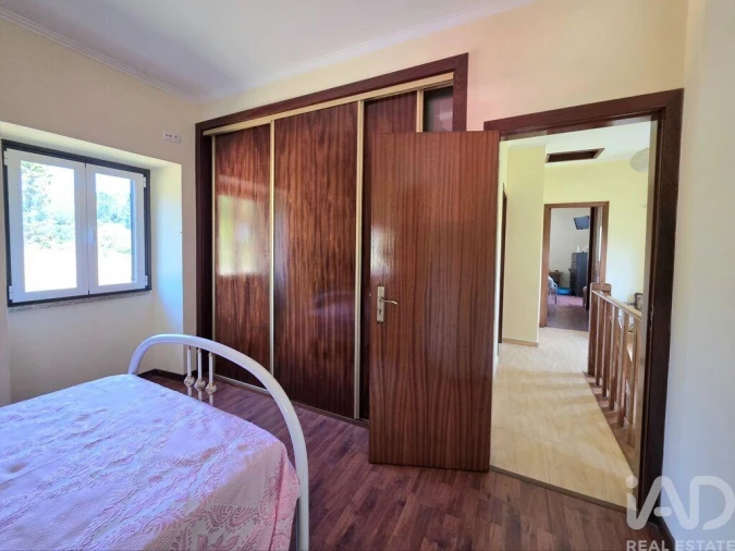 Quinta T4 para Venda em Riba de Ancora Foto 14