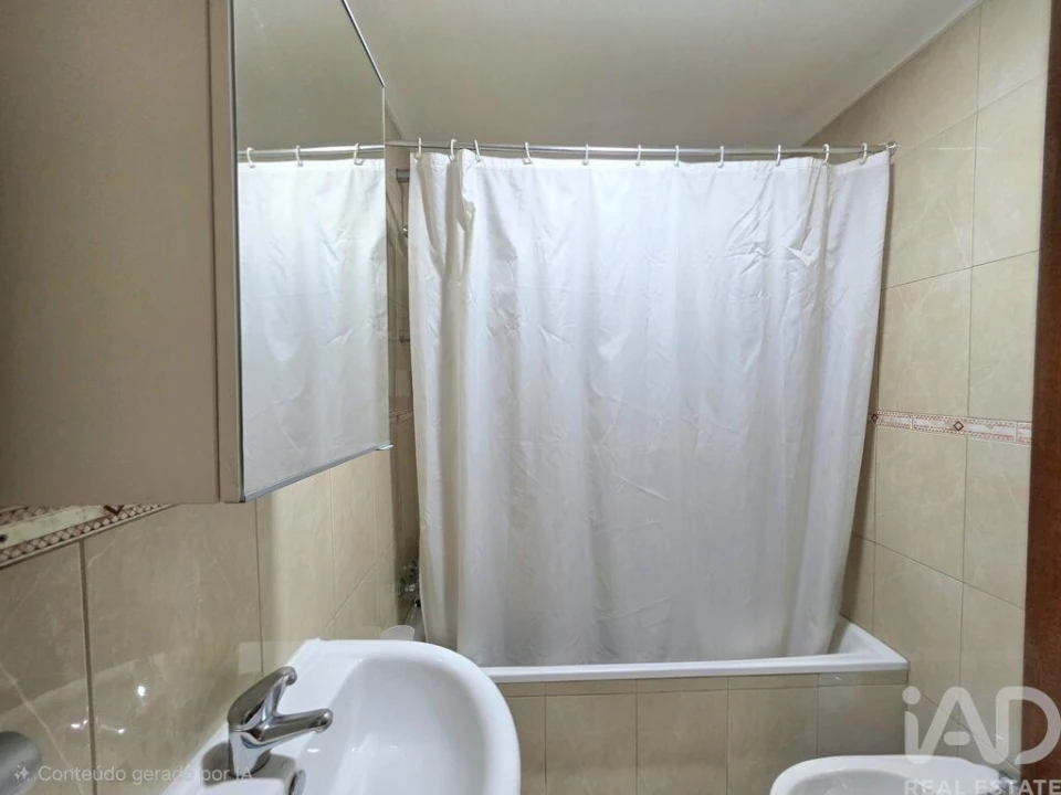 Quinta T4 para Venda em Riba de Ancora Foto 5