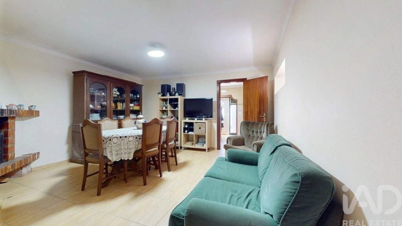 Quinta T4 para Venda em Riba de Ancora Foto 9