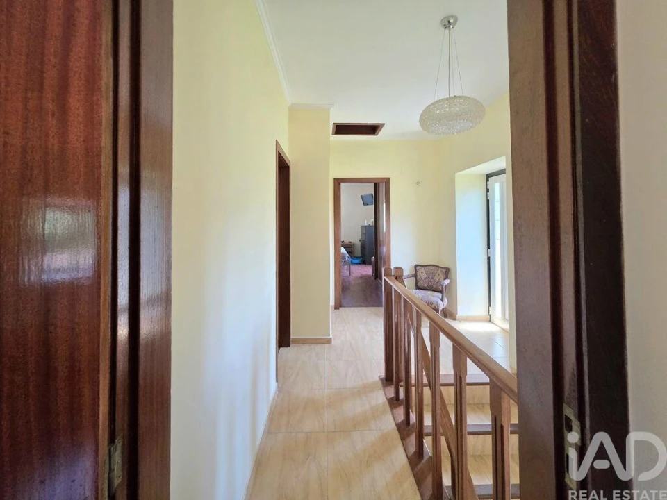 Quinta T4 para Venda em Riba de Ancora Foto 12