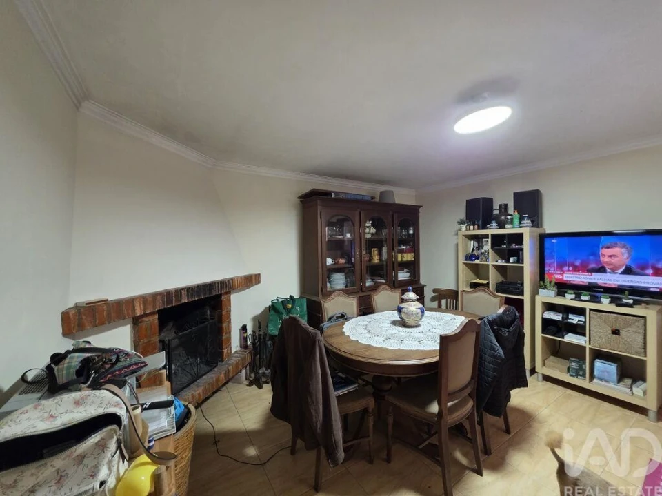 Quinta T4 para Venda em Riba de Ancora Foto 6