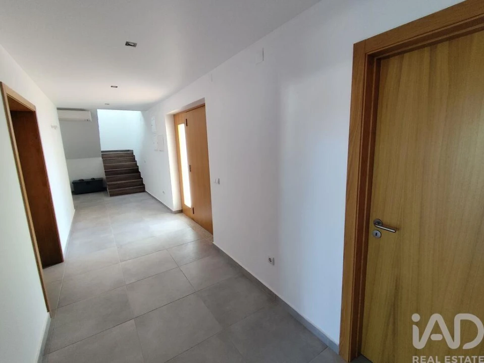 Moradia T3 para Venda em Midões Foto 12