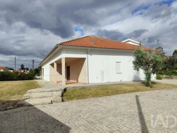 Moradia T3 para Venda em Midões
