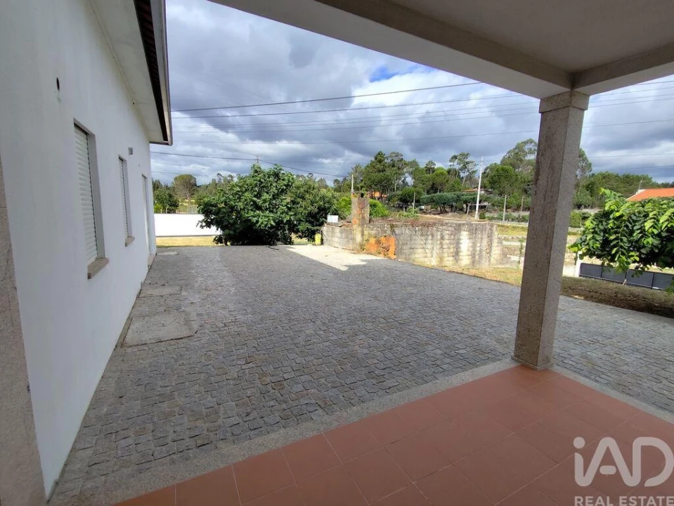 Moradia T3 para Venda em Midões Foto 40