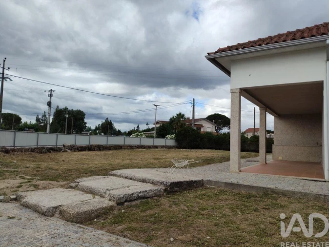Moradia T3 para Venda em Midões Foto 7