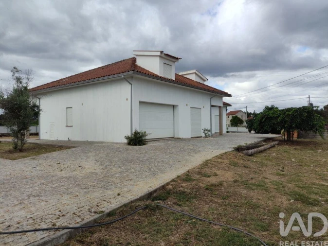 Moradia T3 para Venda em Midões Foto 10