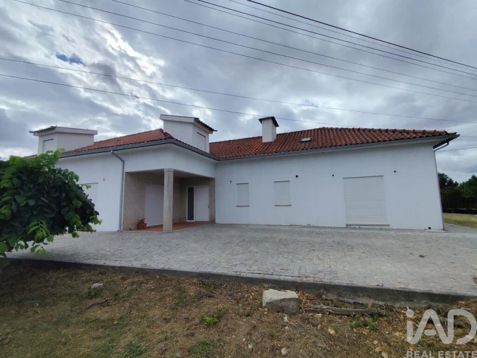 Moradia T3 para Venda em Midões Foto 4