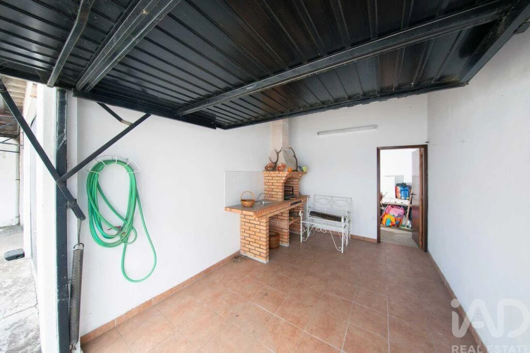 Apartamento T3 para Venda em Lousã e Vilarinho Foto 23