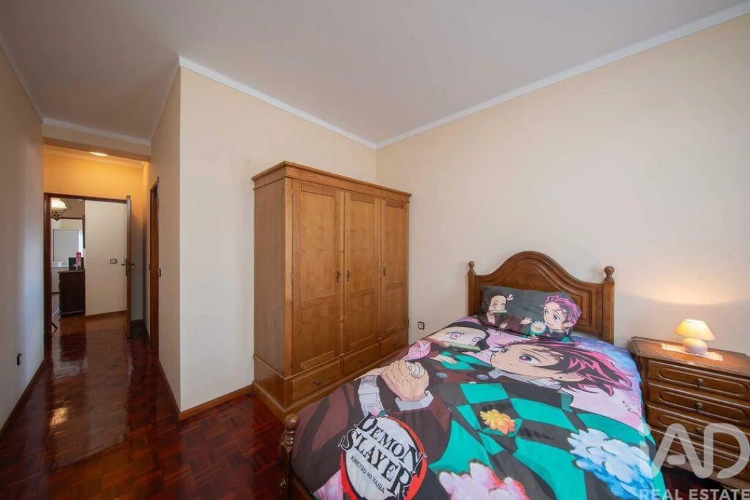 Apartamento T3 para Venda em Lousã e Vilarinho Foto 2