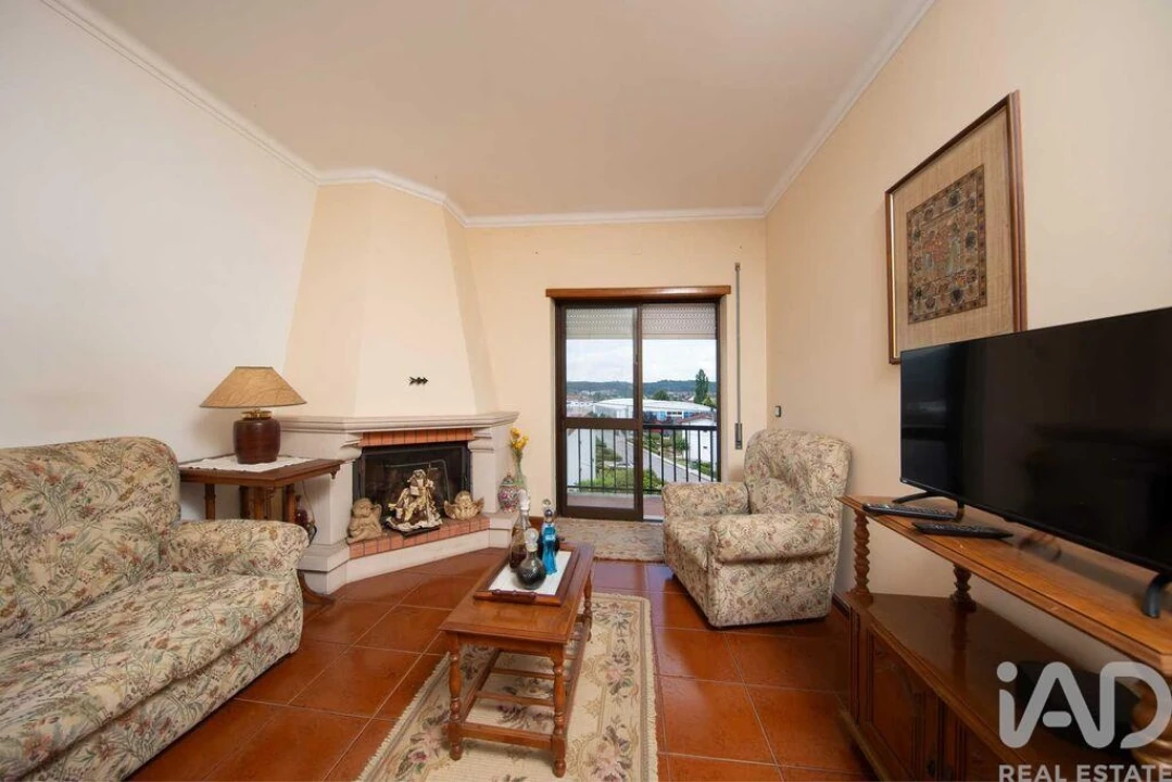 Apartamento T3 para Venda em Lousã e Vilarinho Foto 4