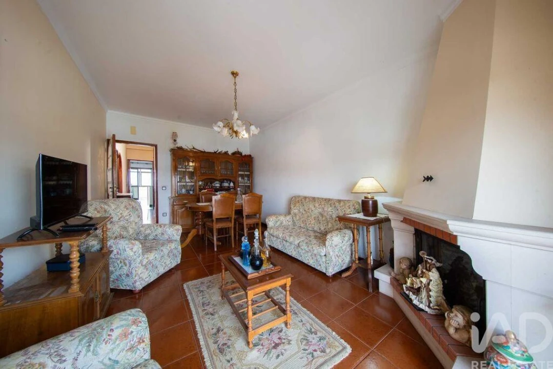 Apartamento T3 para Venda em Lousã e Vilarinho Foto 3
