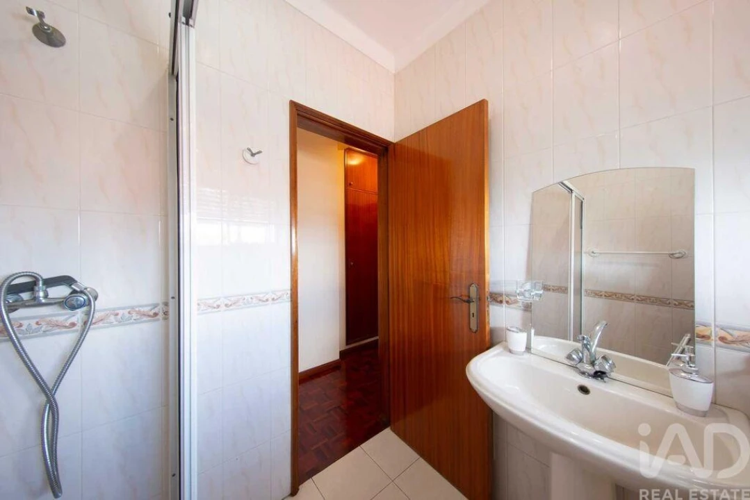 Apartamento T3 para Venda em Lousã e Vilarinho Foto 12