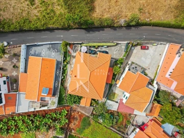 Moradia T3 para Venda em Santo Antonio