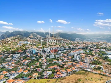 Moradia T3 para Venda em Santo Antonio