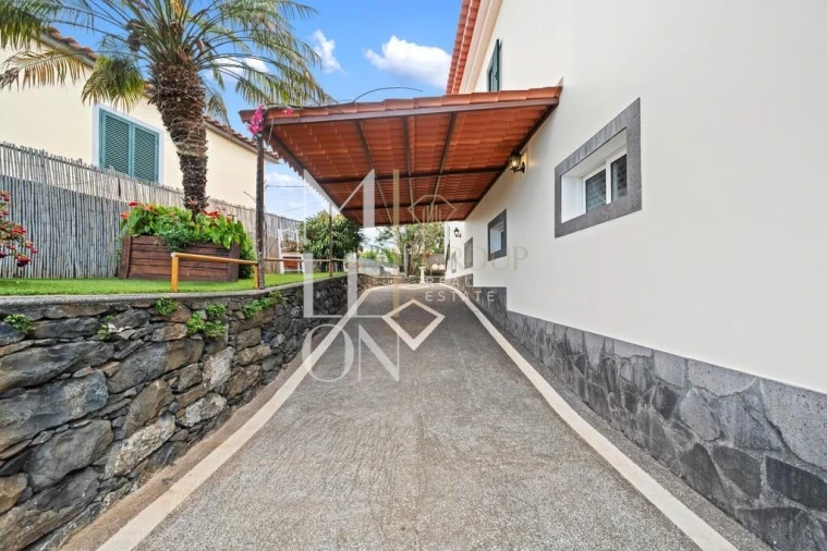 Moradia T3 para Venda em Santo Antonio Foto 40