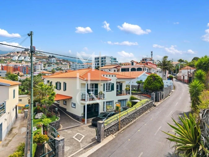 Moradia T3 para Venda em Santo Antonio Foto 44