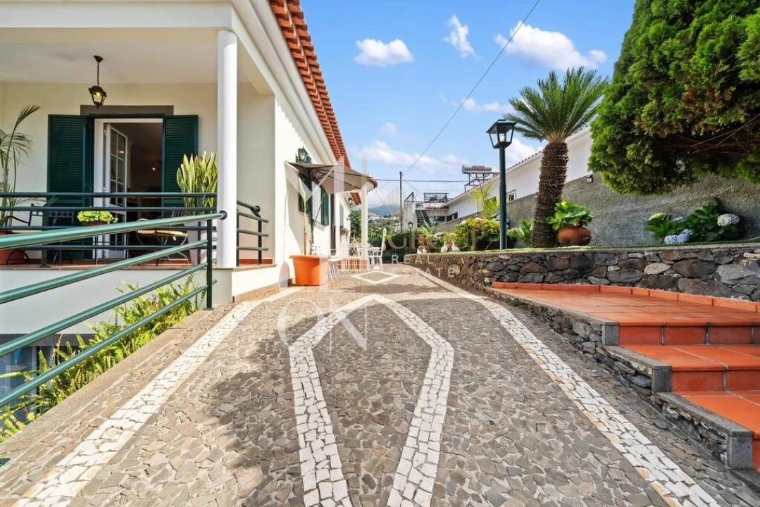 Moradia T3 para Venda em Santo Antonio Foto 34