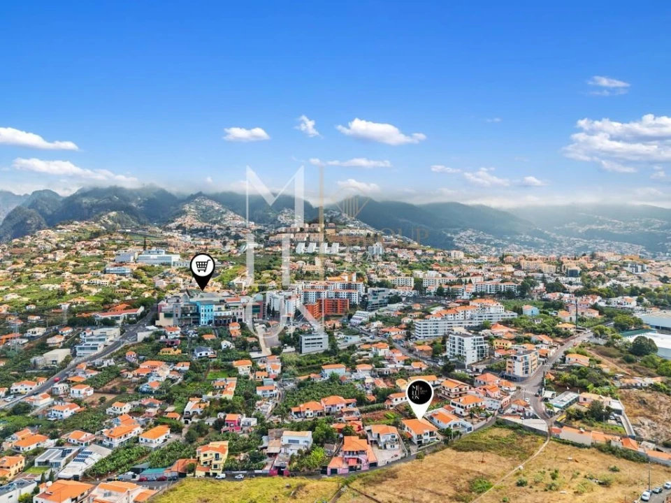 Moradia T3 para Venda em Santo Antonio Foto 3