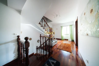 Moradia T4 para Venda em Ribeira Grande (Matriz)