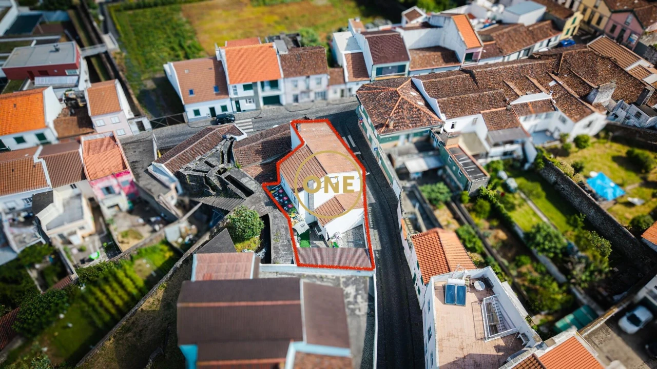 Moradia T4 para Venda em Ribeira Grande (Matriz) Foto 2