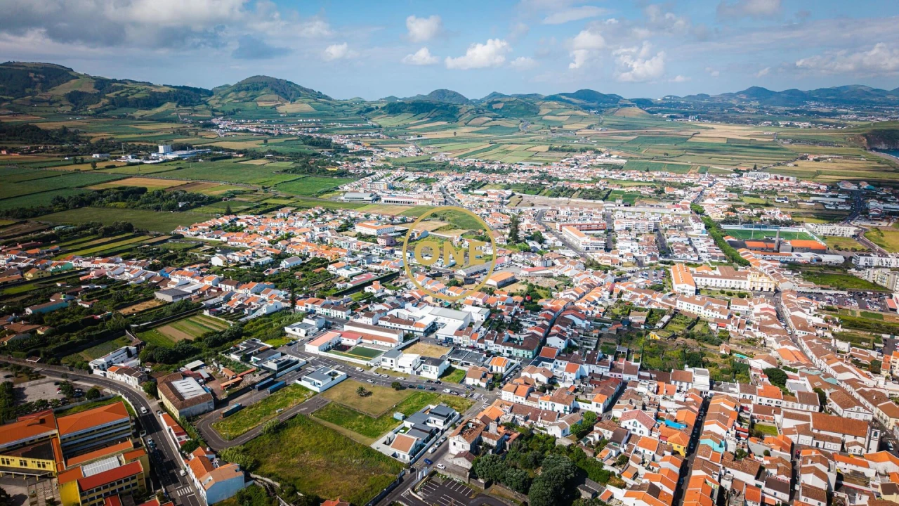 Moradia T4 para Venda em Ribeira Grande (Matriz) Foto 35