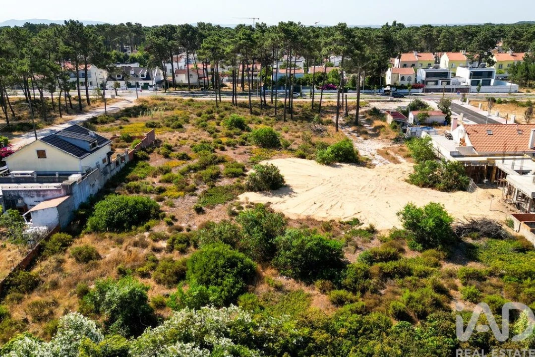 Terreno para Venda em Charneca de Caparica e Sobreda Foto 10