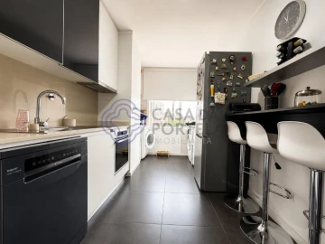 Apartamento T2 para Venda em Campo e Sobrado