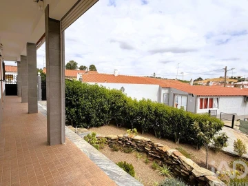Moradia para Venda em Corte do Pinto