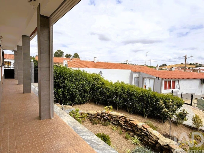 Moradia para Venda em Corte do Pinto Foto 32