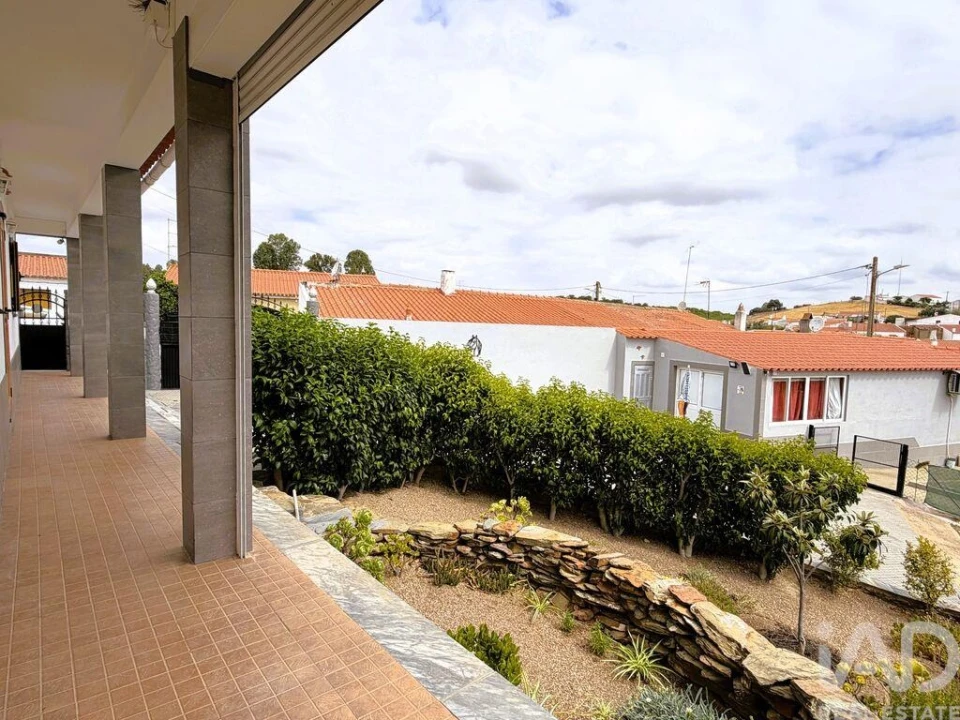 Moradia para Venda em Corte do Pinto Foto 32