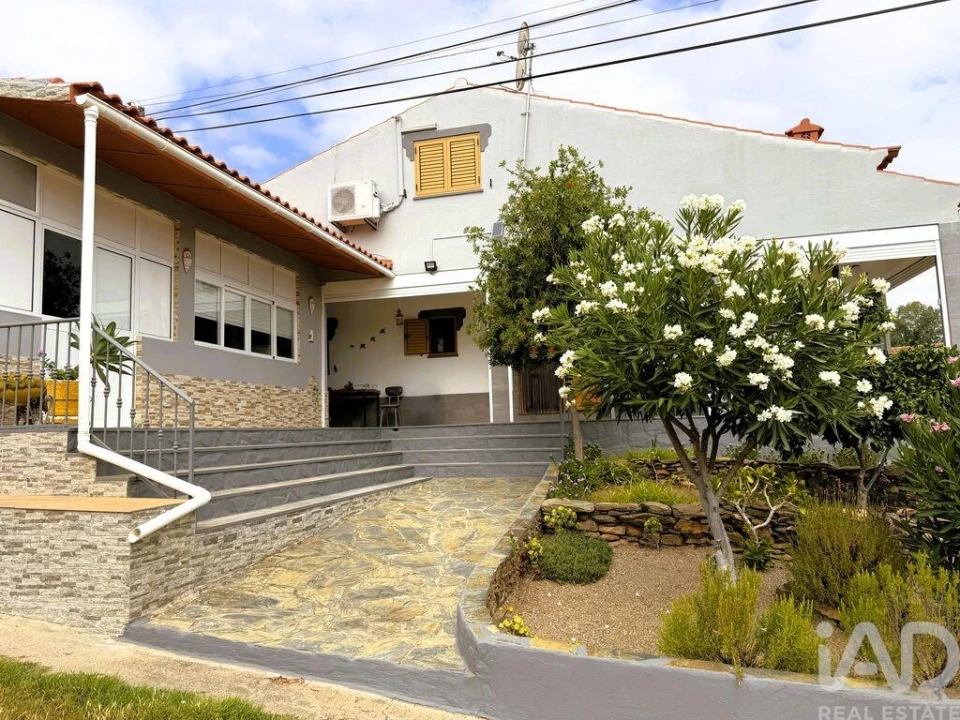 Moradia para Venda em Corte do Pinto Foto 34