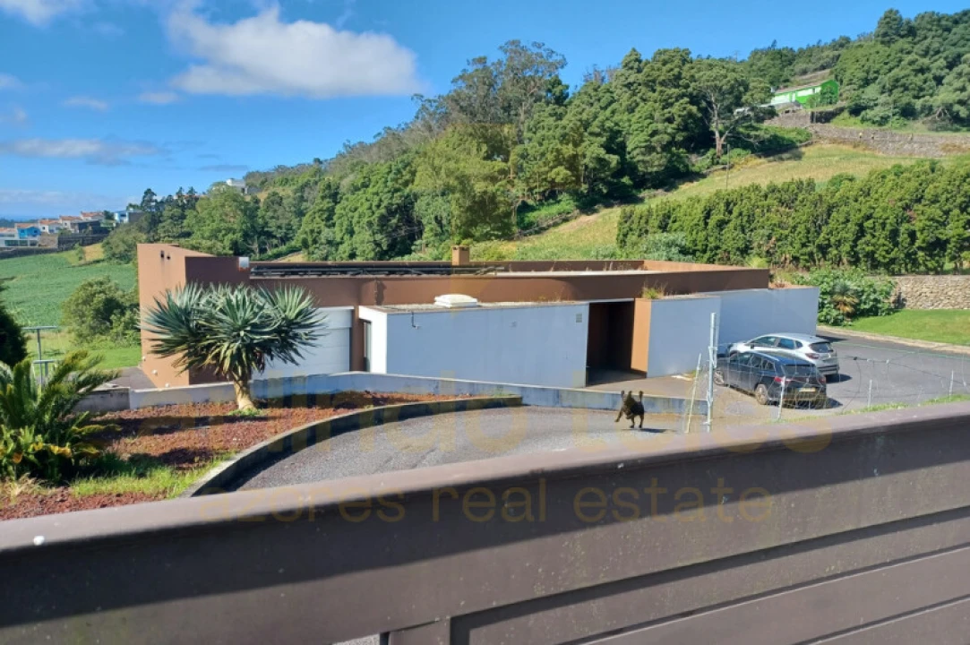 Moradia T4 para Venda em Posto Santo Foto 4
