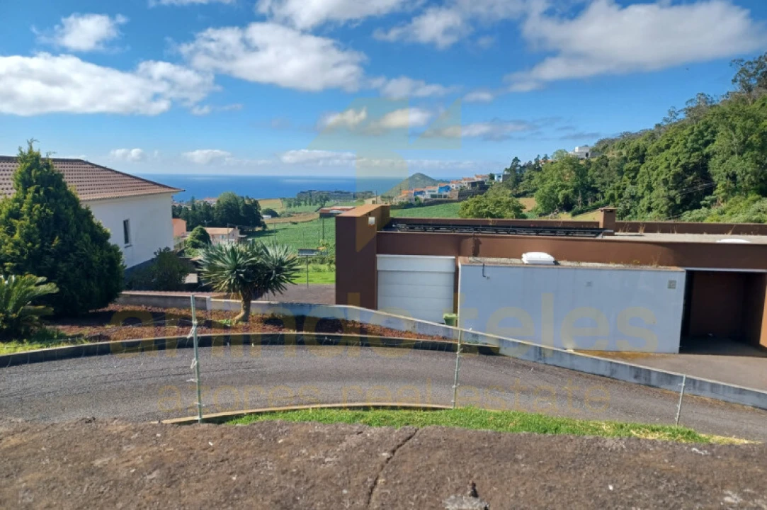 Moradia T4 para Venda em Posto Santo Foto 6