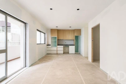 Apartamento T1 para Venda em Lordelo do Ouro e Massarelos