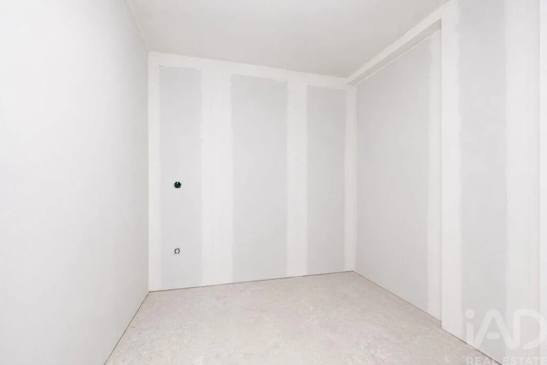 Apartamento T1 para Venda em Lordelo do Ouro e Massarelos Foto 14