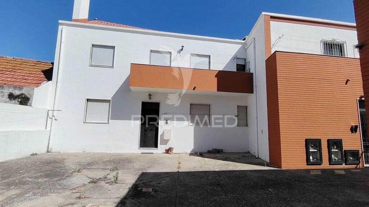 Apartamento T2 para Venda em Moita Foto 11